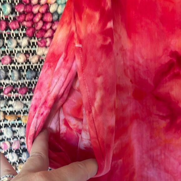 Vibrant Tie-Dye Women's Dress with pockets - Picture 3 of 5